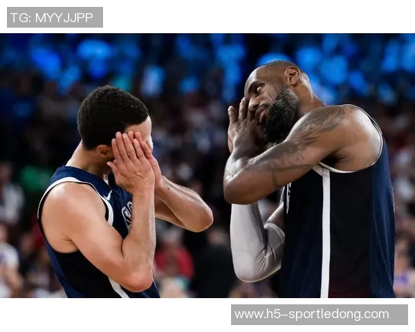 一年前的今天NBA总决赛雄鹿战胜雷霆夺冠老里与全队欢庆胜利时刻