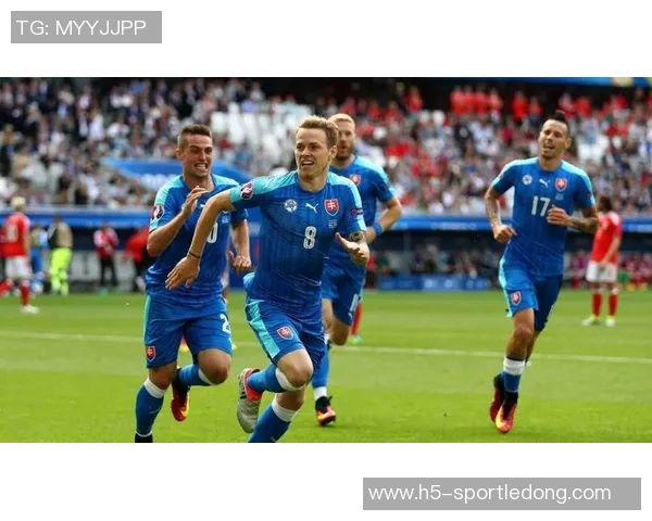 瑞典队失利于科索沃伊萨克与约克雷斯全场拼搏却未能进球